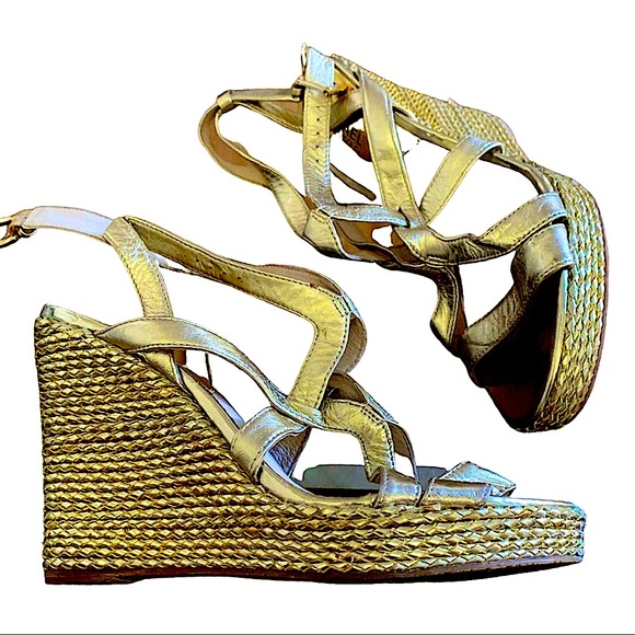 Stunning classic Michael Kors ⭐️wedge rope platform metallic gold size 10⭐️